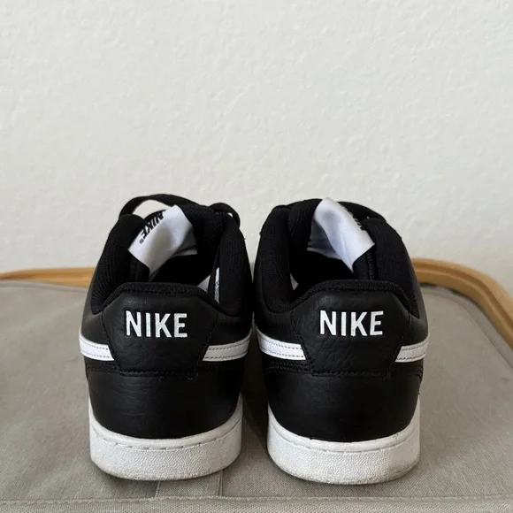Nike Court Vision Men's Black and White Sneakers CD5463-001 - Picture 7 of 8